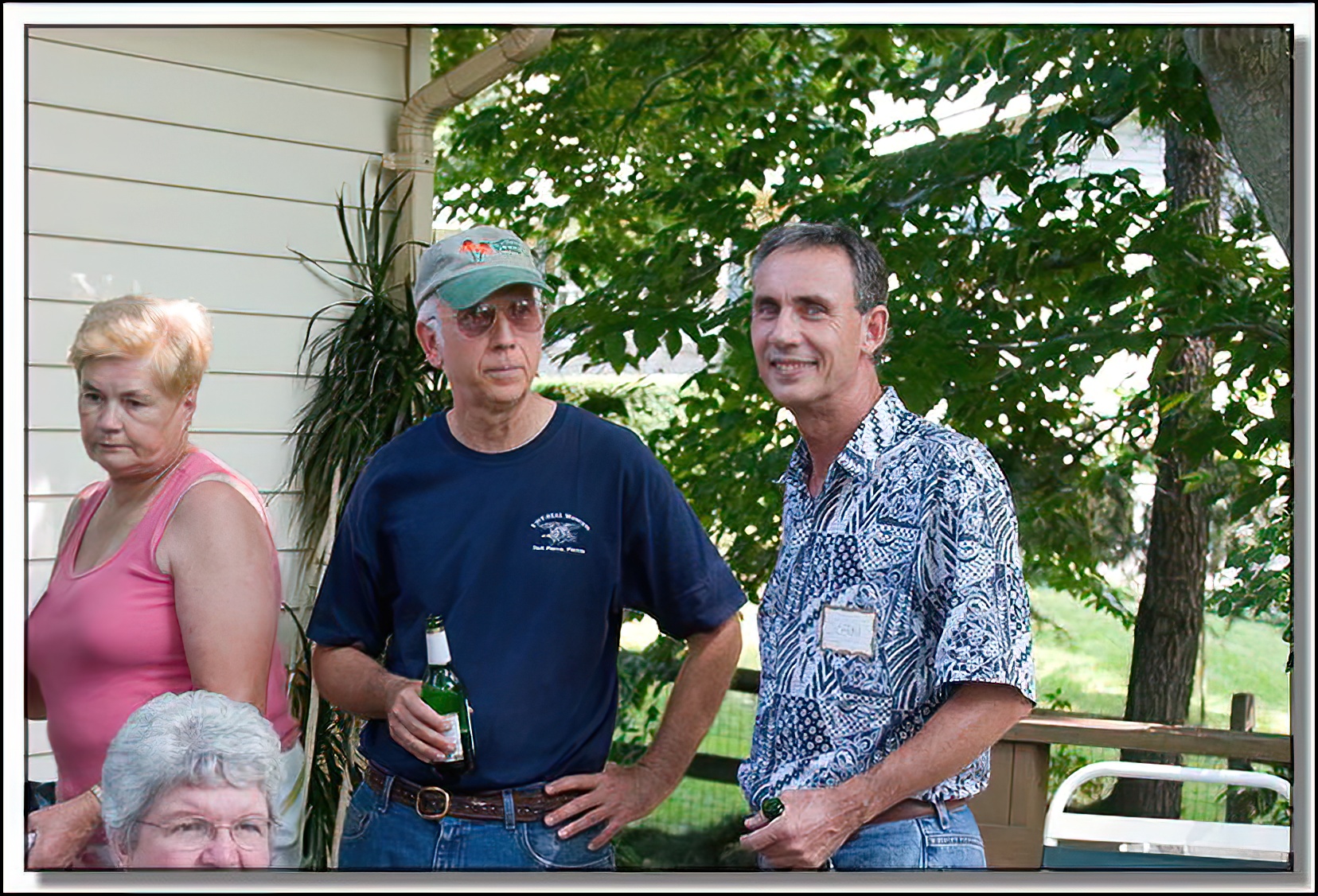 Image # 021, filename CRW_9771
Make: Canon
Model: Canon EOS 10D
Orientation: Normal
XResolution: 300
YResolution: 300
ResolutionUnit: Inch
Software: Adobe Photoshop CS2 Windows
DateTime: 8/6/2005 7:32:53 PM
Artist: Douglas Bolt
Copyright: Â© Douglas Bolt
ExifOffset: 280
ExposureTime: 1/60 sec
FNumber: F6.7
ExposureProgram: Aperture priority
ISOSpeedRatings: ISO 400
DateTimeOriginal: 8/6/2005 9:56:56 AM
ShutterSpeedValue: 1/60 sec
ApertureValue: F6.7
ExposureBiasValue: 0 EV
MaxApertureValue: F4.51
MeteringMode: Multi-Segment
Flash: Flash did not fire
FocalLength: 65 mm
ColorSpace: sRGB
ExifImageWidth: 798
ExifImageLength: 533